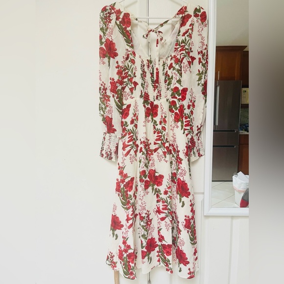 NWT! Reformation Lindero Dress Size: 8 - Picture 8 of 13